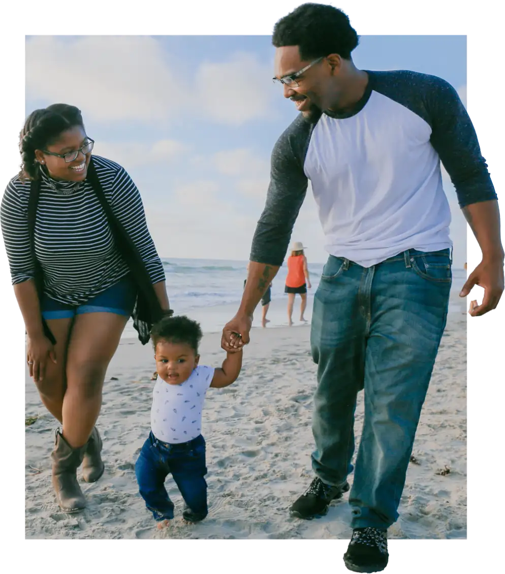 couple and toddler smiling because of good communication